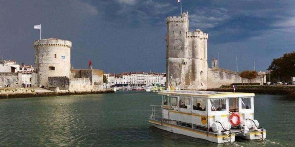 Au Coeur Du Centre Ville De La Rochelle Au Calme Avec Stationnement Gratuit المظهر الخارجي الصورة