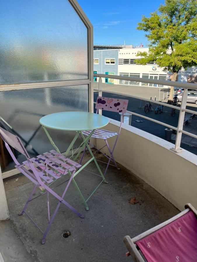 Au Coeur Du Centre Ville De La Rochelle Au Calme Avec Stationnement Gratuit المظهر الخارجي الصورة
