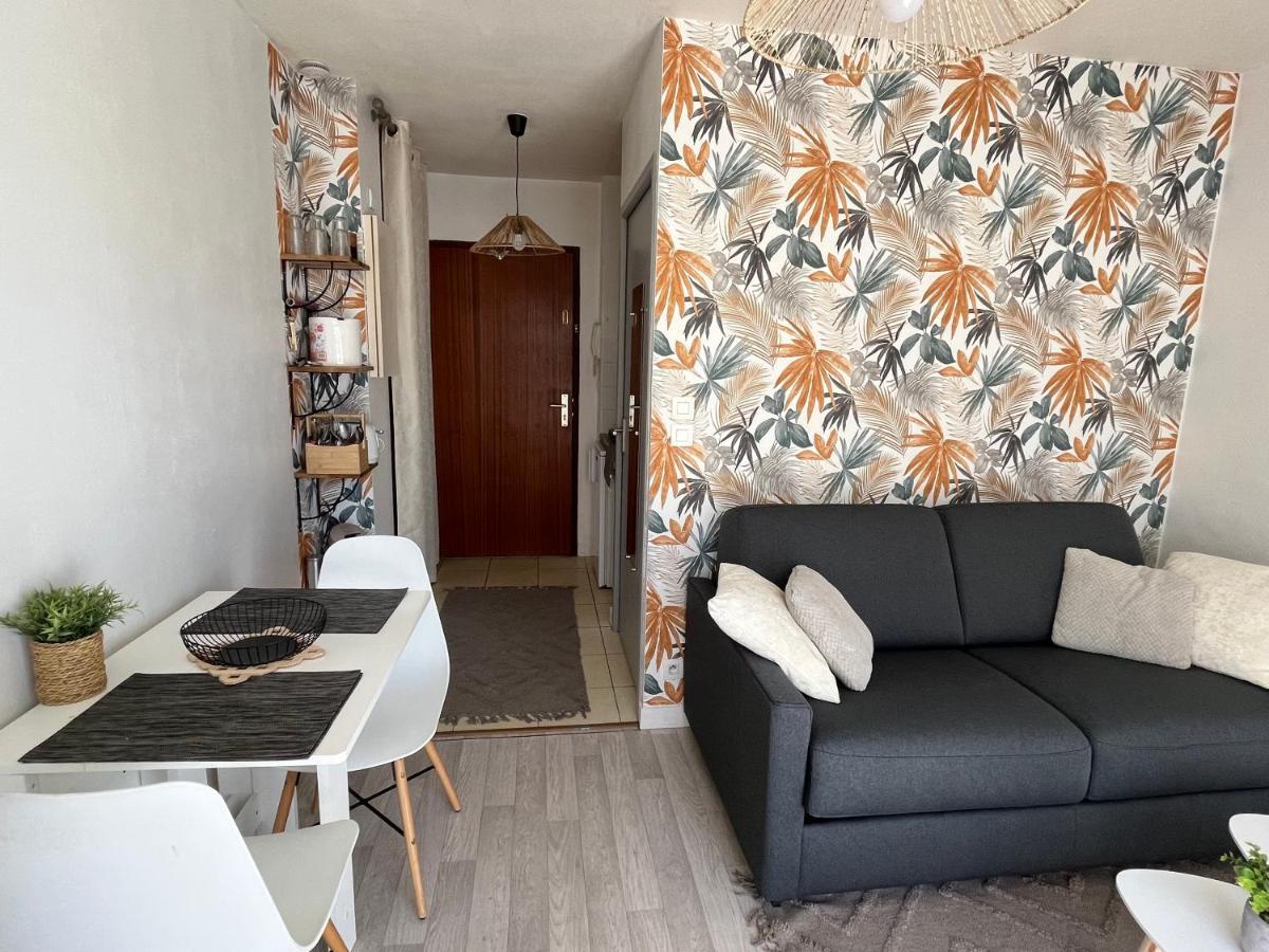 Au Coeur Du Centre Ville De La Rochelle Au Calme Avec Stationnement Gratuit المظهر الخارجي الصورة